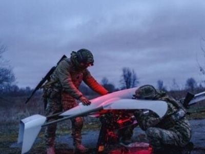 Ukraińscy magicy dronowi zniszczyli w Donbasie sztab brygady GRU, bazę remontową, a w pobliżu Krymu kutry desantowe