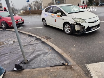 Karambol na rondzie. Zderzyło się 7 pojazdów
