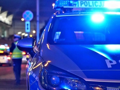 80-letni kierowca potrącił pieszego i uciekł. Został zatrzymany