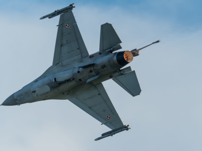 Lotnictwo wojskowe operuje nad regionem. Wstrzymane operacje lotnicze w Rzeszowie i Lublinie