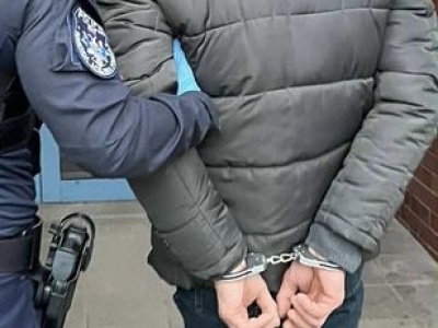 Kradzieże psów spod sklepu. Oto co za to grozi