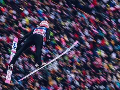 Turniej Czterech Skoczni 2025/26. Kiedy kwalifikacje oraz konkursy? Gdzie i o której oglądać?