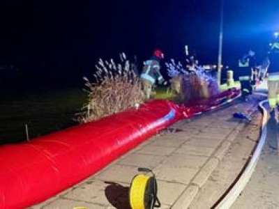 Elbląg ogłasza stan pogotowia przeciwpowodziowego. Cofka na rzece