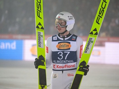 Startuje Turniej Czterech Skoczni. Oczy zwrócone na 18-latka z Polski