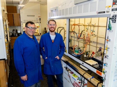 Zweryfikowali szaloną teorię z połowy ubiegłego wieku. Eksperyment z karbenami przesuwa granice chemii