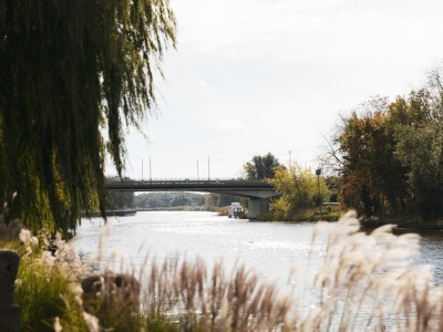 Stany ostrzegawcze przekroczone, woda wzbiera. Tym razem powodem jest wiatr