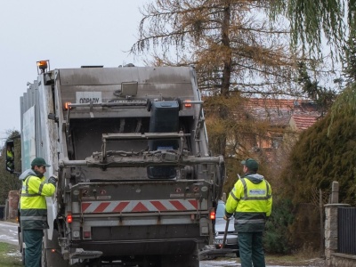 Tyle zarabiają śmieciarze. Znacznie więcej płacą w Niemczech i Norwegii