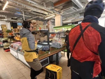 Tajna Biedronka w centrum Wrocławia. Wstęp tylko dla nielicznych! Zaglądamy do środka