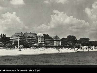 To tutaj odbyła się pierwsza dyskoteka w Polsce. Z głośników leciały mocniejsze brzmienia