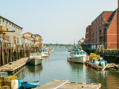 Historyczna dzielnica zniszczona przez pożar