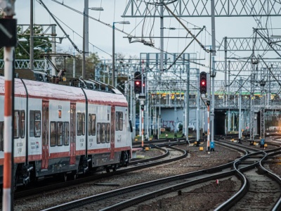 Modernizacja ważnej linii kolejowej otrzyma unijne wsparcie. Najpierw przebudują 62 km torów
