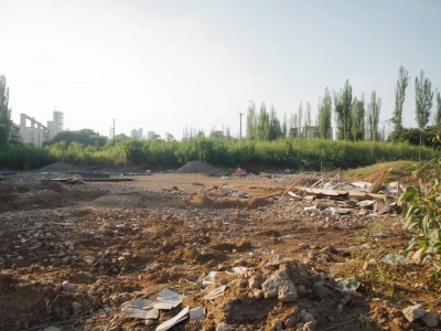 Sprzedaż działek z gospodarstwa a fiskus. Jakie jeszcze podatki mogą czekać rolnika?