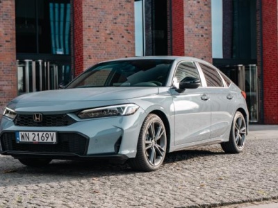 Honda Civic e:HEV Sport udowadnia, że hybryda też potrafi cieszyć. To wyjątkowe połączenie