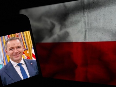 Nawrocki wprowadza nowy zwyczaj. Zaskakujące, co zdecydował ws. flagi Polski