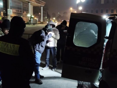 Zima nie musi być groźna – miasto zapewniło gorące posiłki i pomoc dla bezdomnych