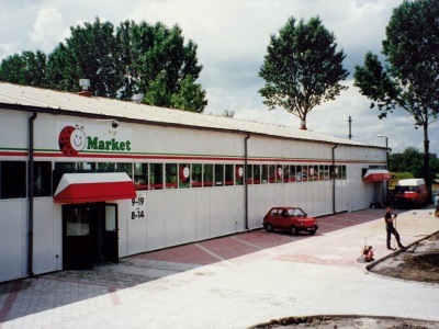 Pierwsza Biedronka w Polsce powstała 30 lat temu. Tak wyglądał wtedy market