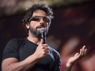 Sergey Brin chciał mieć swój „moment Steve’a Jobsa”. Zamiast tego stworzył jedną z największych porażek dekady