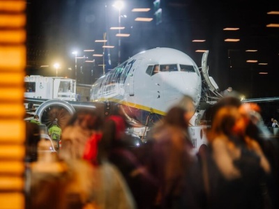 Pasażerowie Ryanaira ranni w wyniku turbulencji podczas lotu z Birmingham