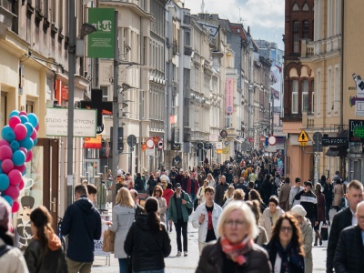 W tych miesiącach najlepiej przejść na emeryturę. Świadczenie wyższe nawet o kilkaset złotych