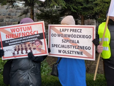 Olsztyn protestuje przeciw konsolidacji szpitali. Wielki hałas w centrum miasta