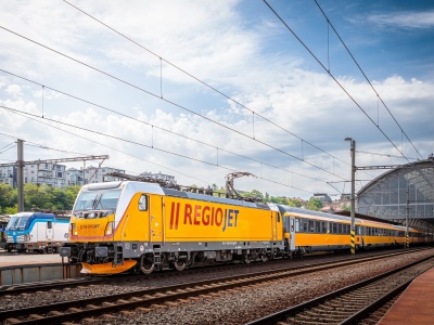 18 tys. zł pensji i 100 tys. zł premii rekrutacyjnej! RegioJet wciąż szuka pracowników i oferuje kosmiczne pieniądze