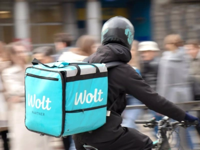 Kosmetyki na już! Wolt zamienia się w ekspresową drogerio-perfumerię