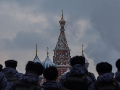 Putin zaostrza kurs. Zmienia prawo, by skuteczniej ignorować 