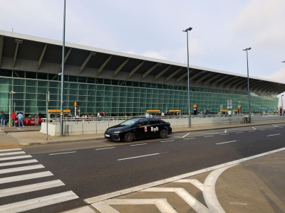 Lotnisko Chopina ogłosiło przetarg na rozbudowę. Kiedy skorzystają pierwsi pasażerowie?