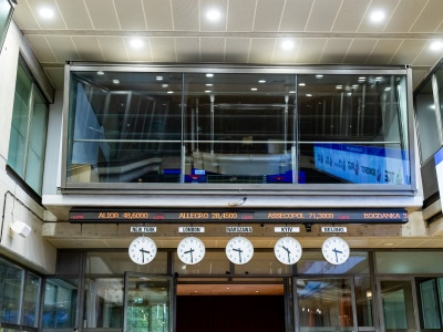 Inwestorzy w Warszawie łaskawiej spojrzeli na małe spółlki