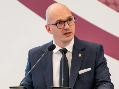 Są nowe terapie, ale pacjenci wciąż czekają. Hematologia na rozdrożu