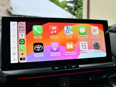 Android Auto i CarPlay pod lupą polskich naukowców. Tak złe wyniki zaskoczyły wszystkich