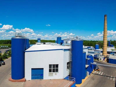 Upadła wielka polska mleczarnia. Działała prawie 100 lat. Teraz wyprzedaje majątek