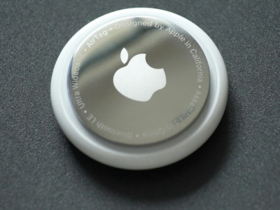 Jest tylko jeden sposób by zdobyć ten niezwykły AirTag. Apple wie jak zachęcać do zakupów