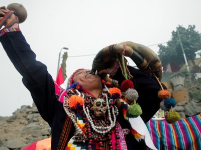 Przeciwnicy Trumpa sięgają po…czary? Peruwiańscy szamani przewidują chorobę prezydenta USA