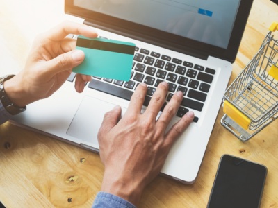 Grudniowy szał w firmach. Nie chodzi o prezenty, tylko o podatki