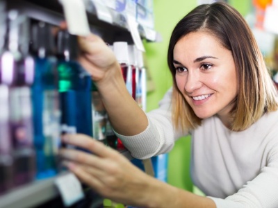 Konkurencja dla Żabki? Ta sieć sklepów będzie czynna w sylwestra, Nowy Rok i każdą niedzielę