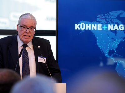 Jak zdenerwować drugiego najbogatszego Niemca? Zapytać go o transport skradzionego przez nazistów żydowskiego mienia, na którym jego przodkowie zbili fortunę