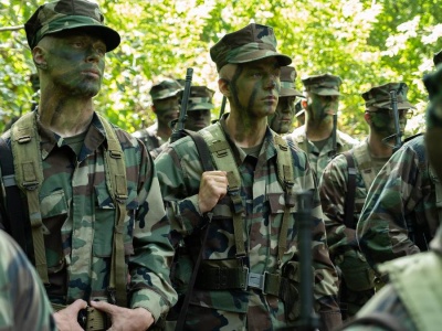 Fani walczą o kontrowersyjny serial Netfliksa. Domagają się 2. sezonu