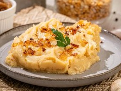 Czeszki w ten sposób smażą cebulkę. Jest chrupiąca i idealna na okrasę