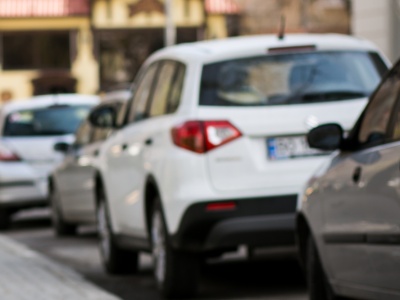 Koniec problemów parkingowych na gdańskiej Zaspie? Strefa „tempo 30” zmienia reguły gry