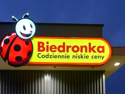 Biedronka ogłasza zmiany. Klienci ucieszą się przed Nowym Rokiem