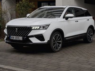 Sprawdziłem Bestune T77. Nie wszystko złoto, co jest z Chin