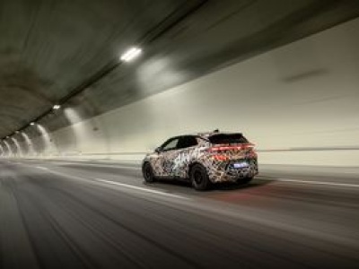 CUPRA Raval coraz bliżej debiutu. Elektryczny prototyp już na drogach