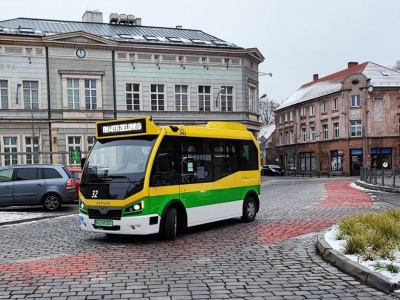 Zielona Góra. Nowe połączenie minibusem, wydłużona trasa minibusa nr 102 i nowe przystanki