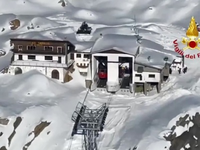 Gondola nie wyhamowała. Akcja ratunkowa w Alpach