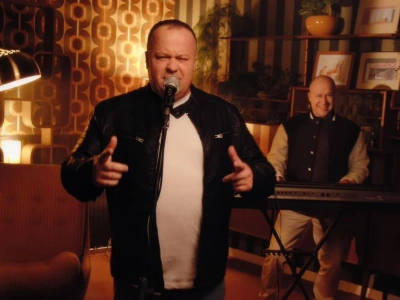 Power Boys z imprezową nowością pt. „Hity z satelity”