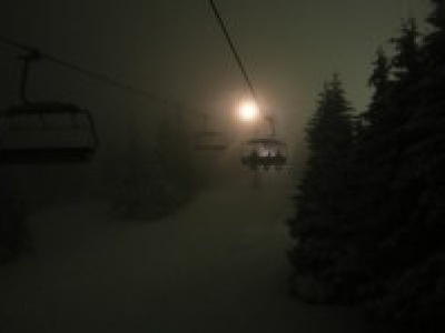 Awaria na stoku narciarskim. Kilkadziesiąt osób uwięzionych na wyciągu