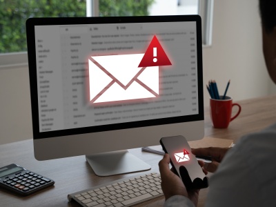 Ministerstwo ostrzega przed takimi wiadomościami. Chodzi o pieniądze