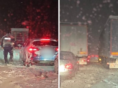Śnieżny armagedon na S7. Utknęli na trasie, dramatyczna relacja kobiety. 