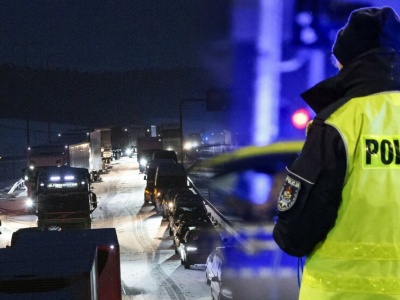 Paraliż drogi do Warszawy, podjęto niecodzienną decyzję. 